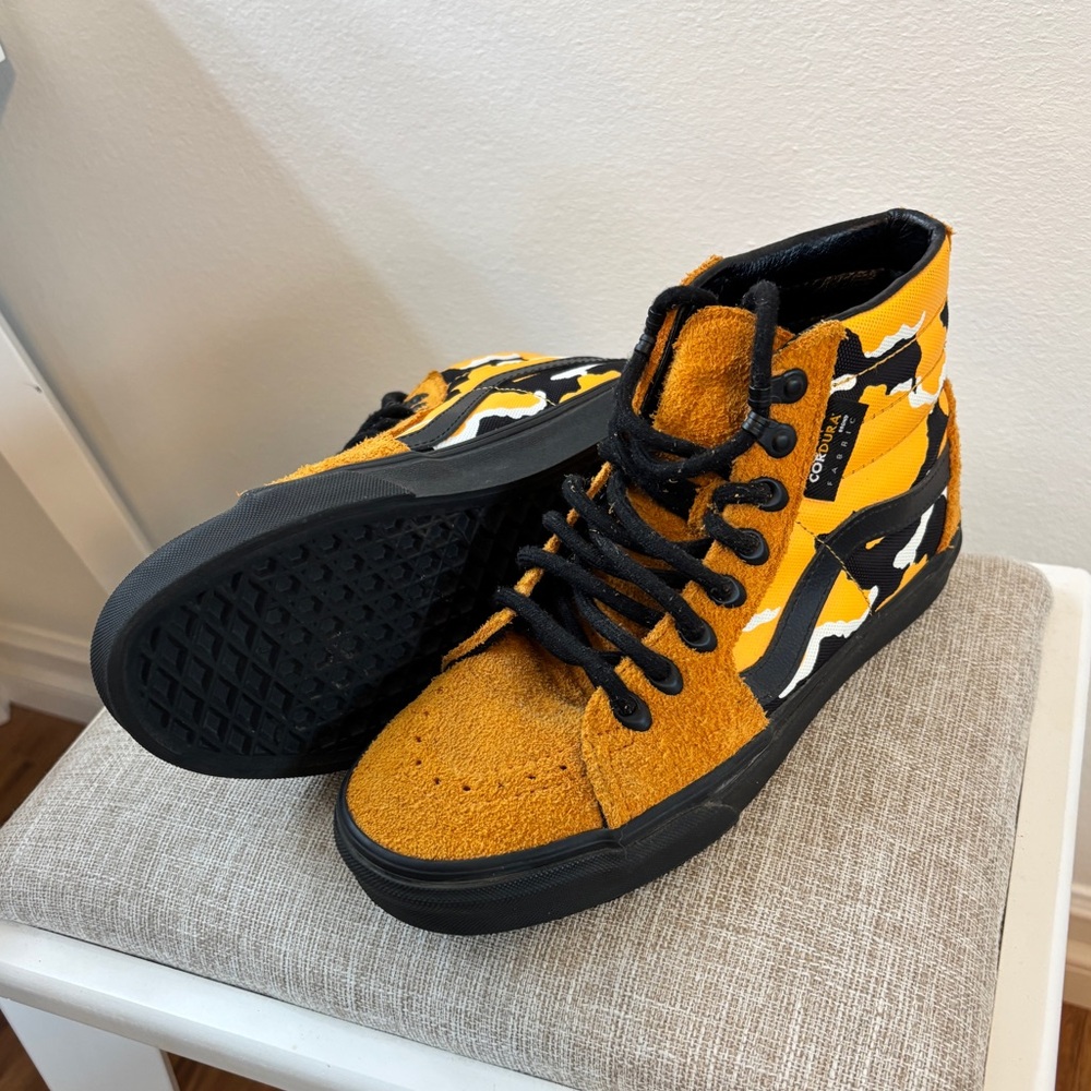 Vans Cordura High-Top Sneakers in Orange and Black - Picture 2 of 7